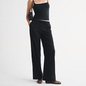 Abercrombie & Fitch Classic Black Wide-Leg Trousers